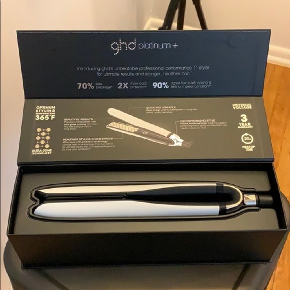 Brand new GHD platinum professional hair styler